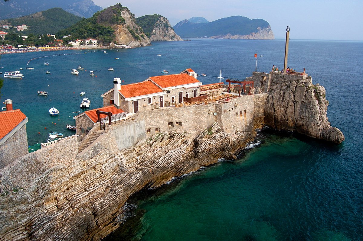 Petrovac Quay